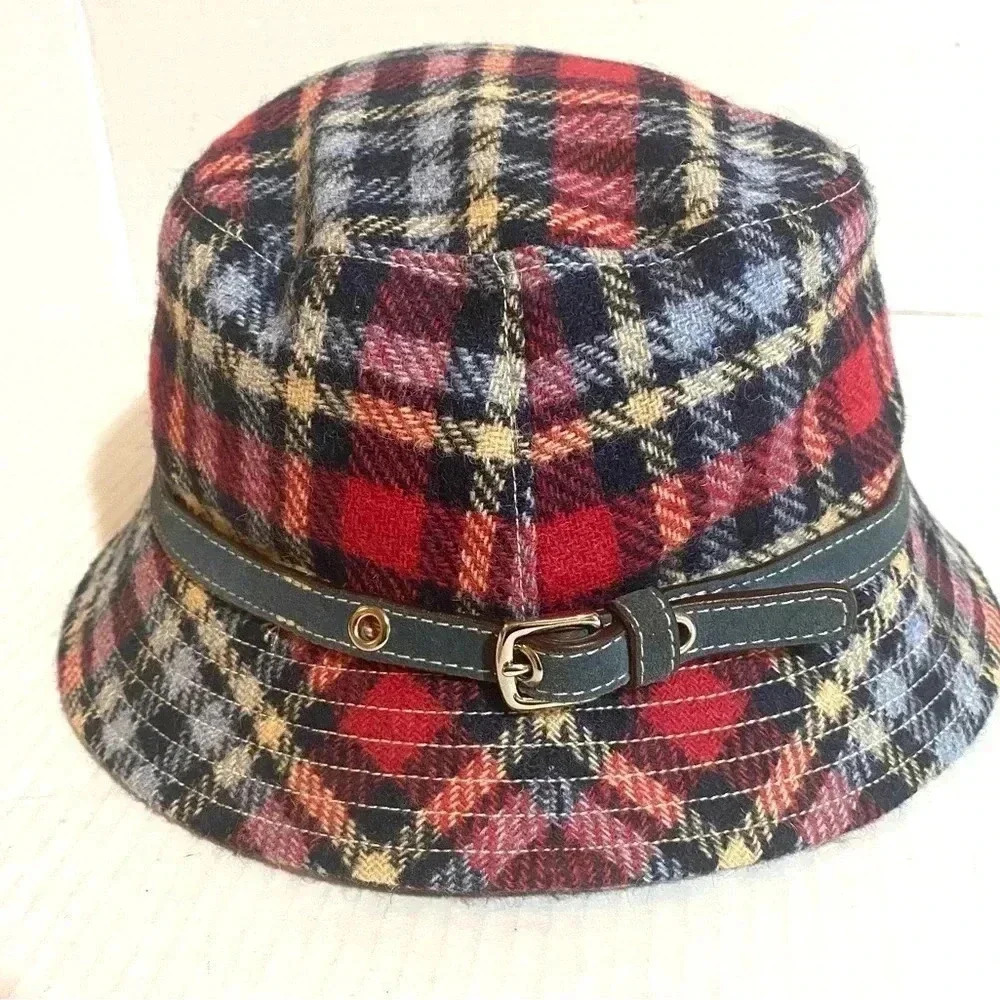 Coach wool plaid bucket hat 
Lining nylon/ polyester size P/S